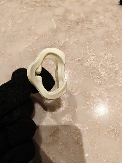 Loop Bloom Claw